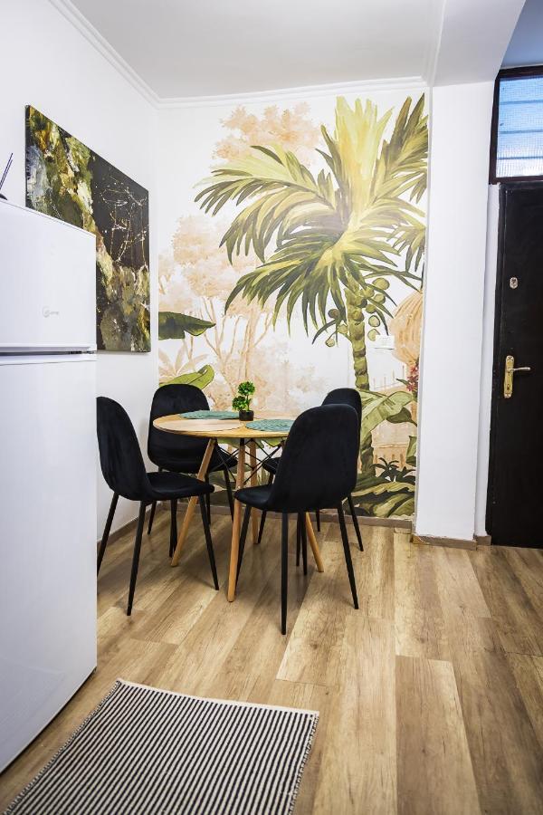 The Tropical House Tirana Appartement Buitenkant foto